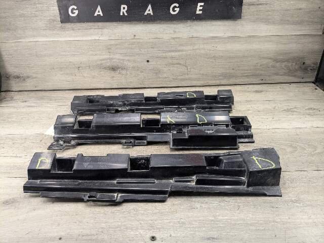 2011 - 2016 BMW 335i F30 Left Driver Side Skirt Rocker Panel Brackets SET 7256915 N55B30M0