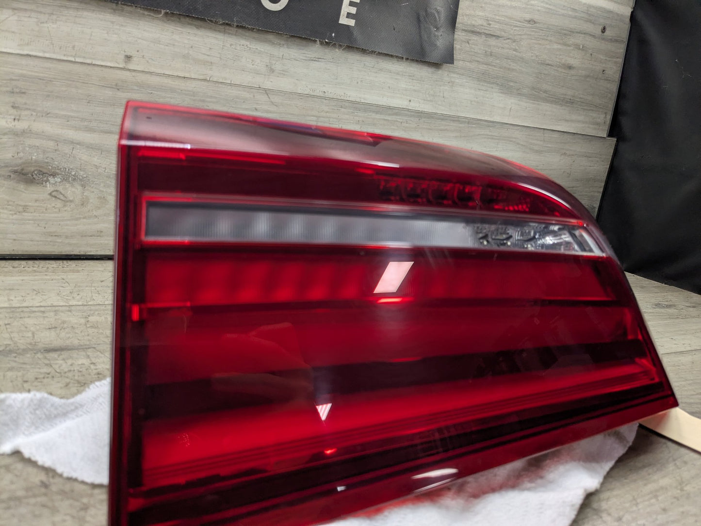 14-18 OEM BMW F15 F85 X5 X5M Rear Right Passenger Trunk Inner Stop Tail Light