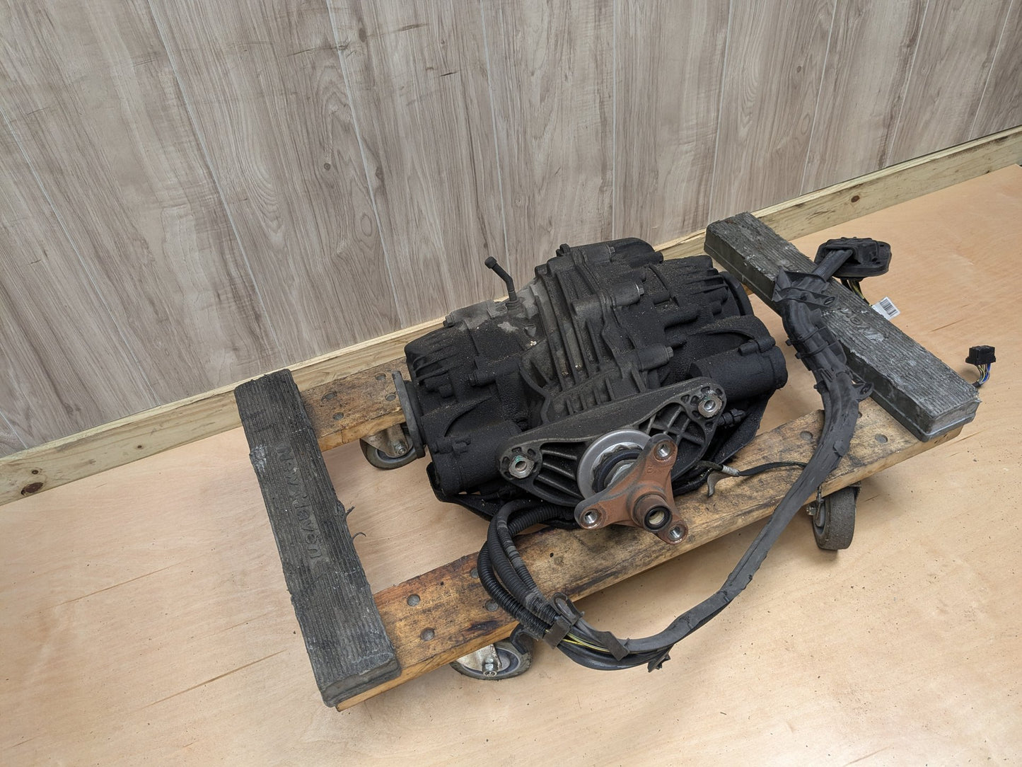 2015 BMW X6 Rear Axle Carrier Differential 97533k 7850170