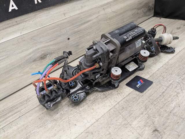 18-24 OEM AUDI Q5 SQ5 Air Suspension Compressor Pump Assembly