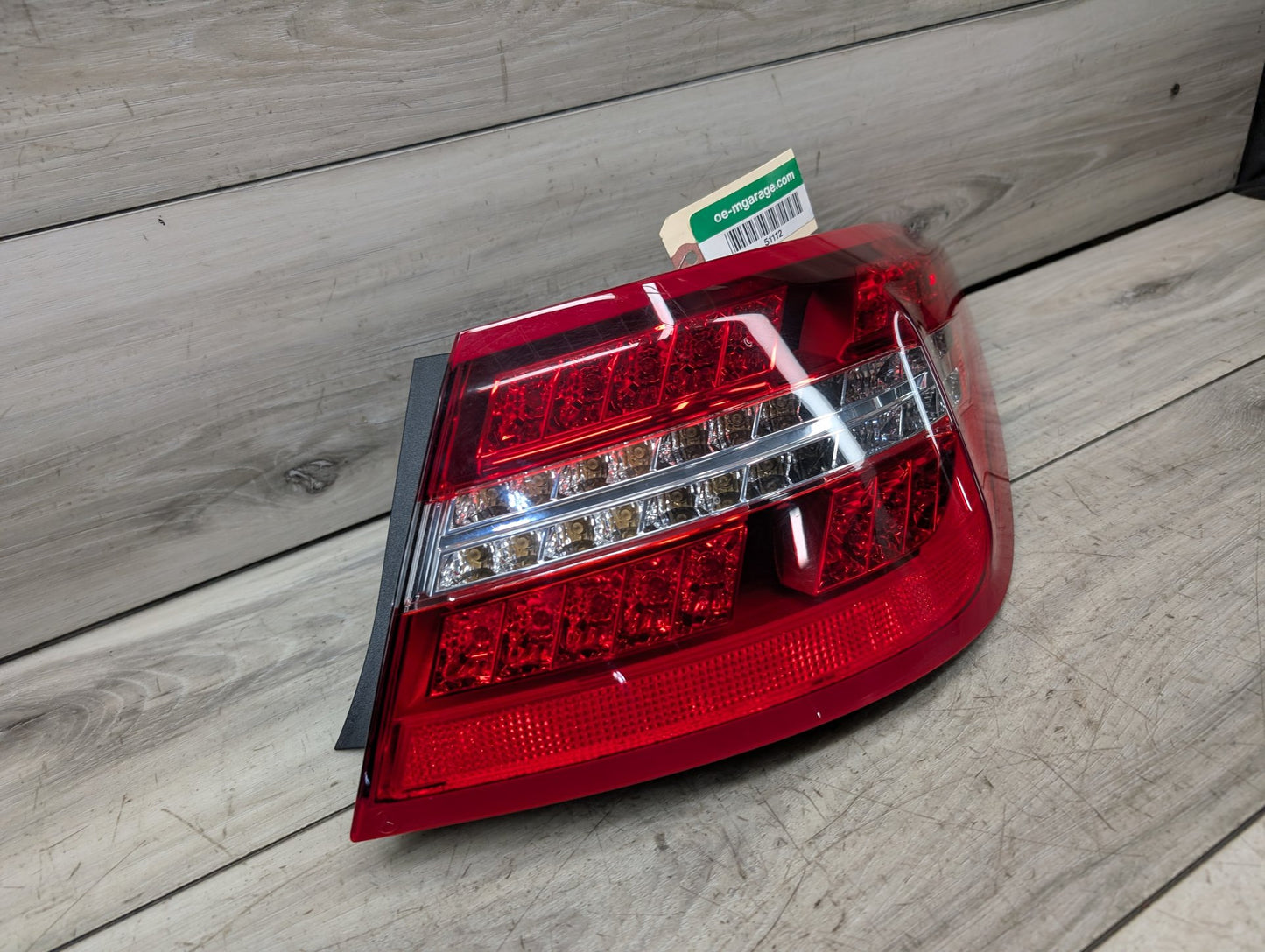 2009-2017 Mercedes-Benz E550 E-Class A207 Rear Right Passenger Outer Tail Light A2079060458