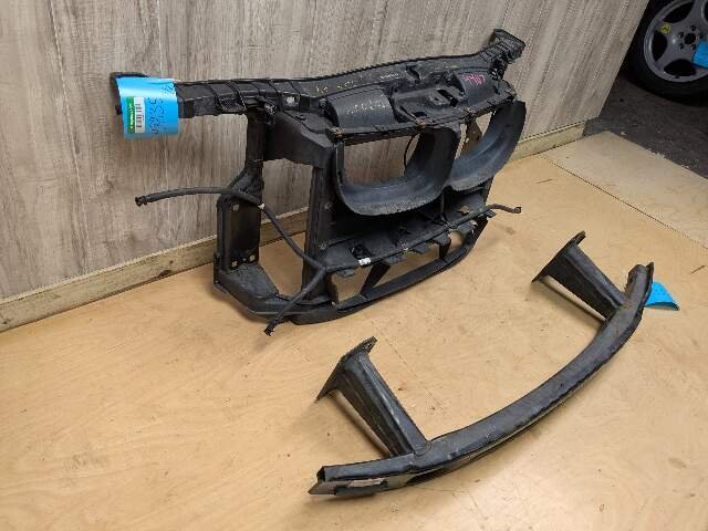 08-13 OEM BMW E82 E88 128 135 Front Radiator Support Frame Reinforce Clip Panel