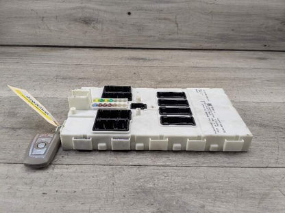 2011 - 2016 BMW 335i F30 Bdc Body Domain Fem Control Module w/ Key 9292653 N55B30M0