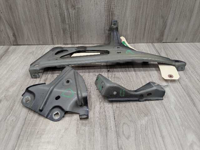 16-22 OEM BMW F48 X1 28i 28iX Front Left Driver Side Fender Holder Bracket SET