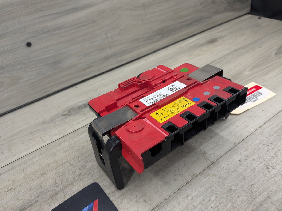 OEM BMW E82 E90 E92 Battery Power Lead Junction Distribution Fuse Box Voltage