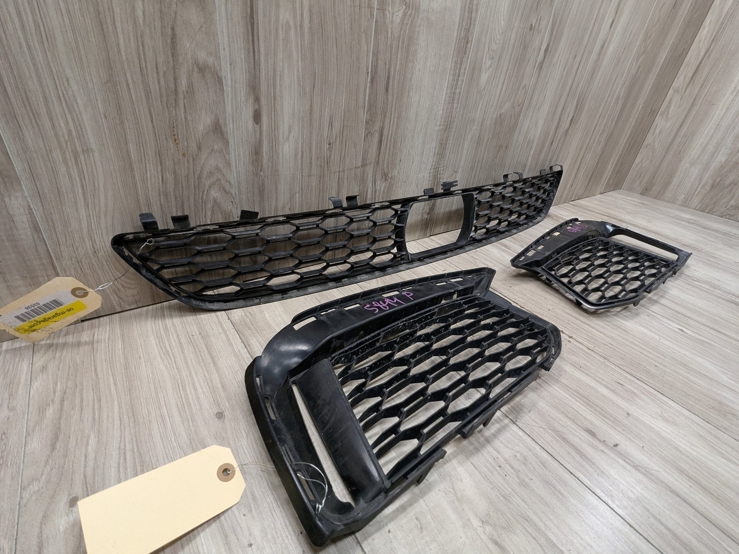 2017-2023 BMW M550i G30 Front Left Right Center Bumper Cover Grilles SET 8064931 17-20 OEM BMW G30 Front Bumper Lower Center Left Right Driver Passenger Grille Trim Black