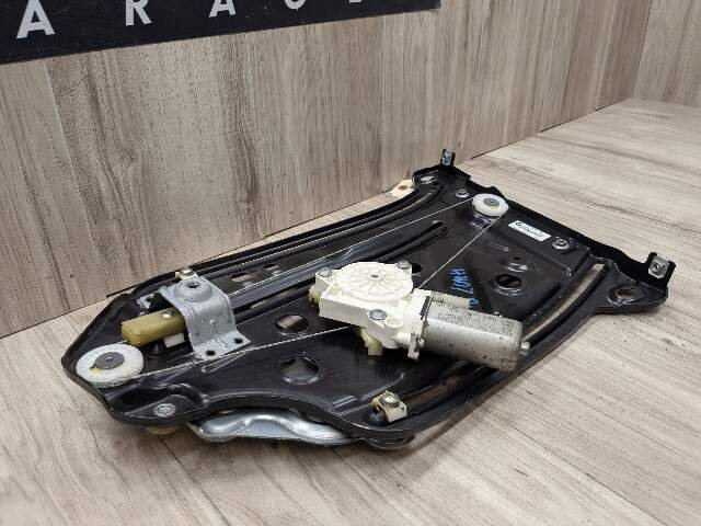 08-13 OEM BMW E88 128i 135i Rear Right Passenger Window Lift Regulator w/ Motor