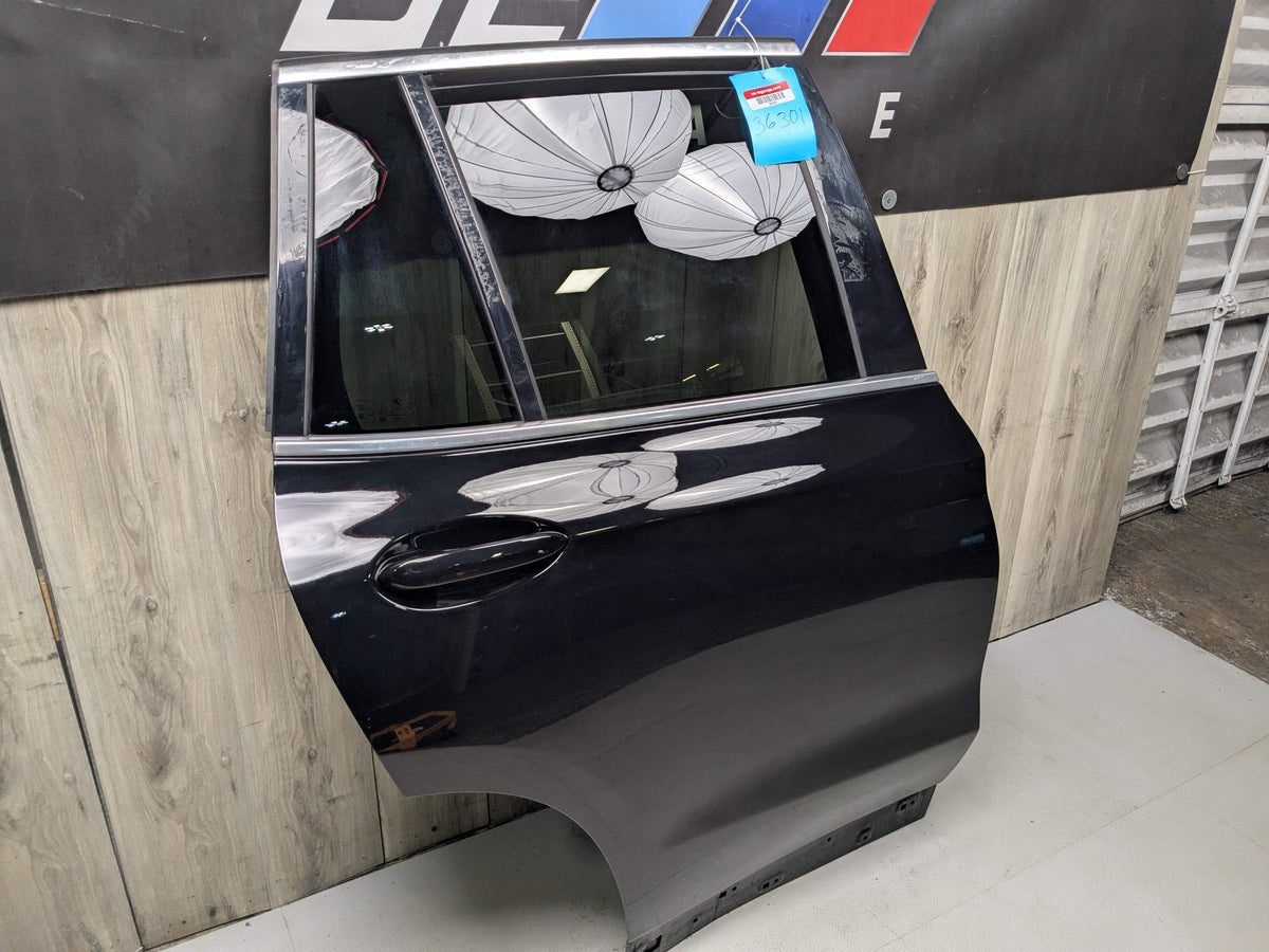 2019 BMW X3 G01 Right Passenger Side Skirt Rocker Panel 7400676
