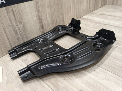 14-16 OEM Mercedes W212 E350 E550 Rear Package Loud Speaker Audio Tray Bracket