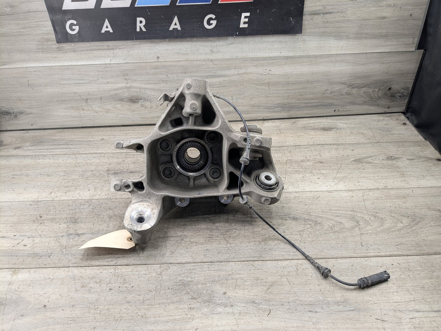 OEM BMW G05 G06 G07 X5 X6 X7 Rear Right Passenger Hub Spindle Knuckle Bearing