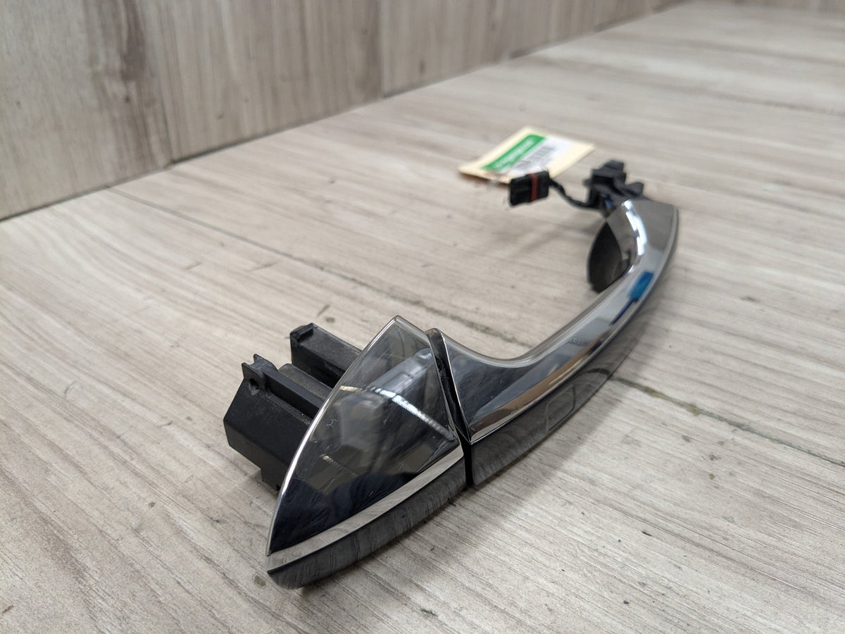 OEM Mercedes W204 W207 W212 W218 Right Passenger Door Handle COMFORT ACCESS