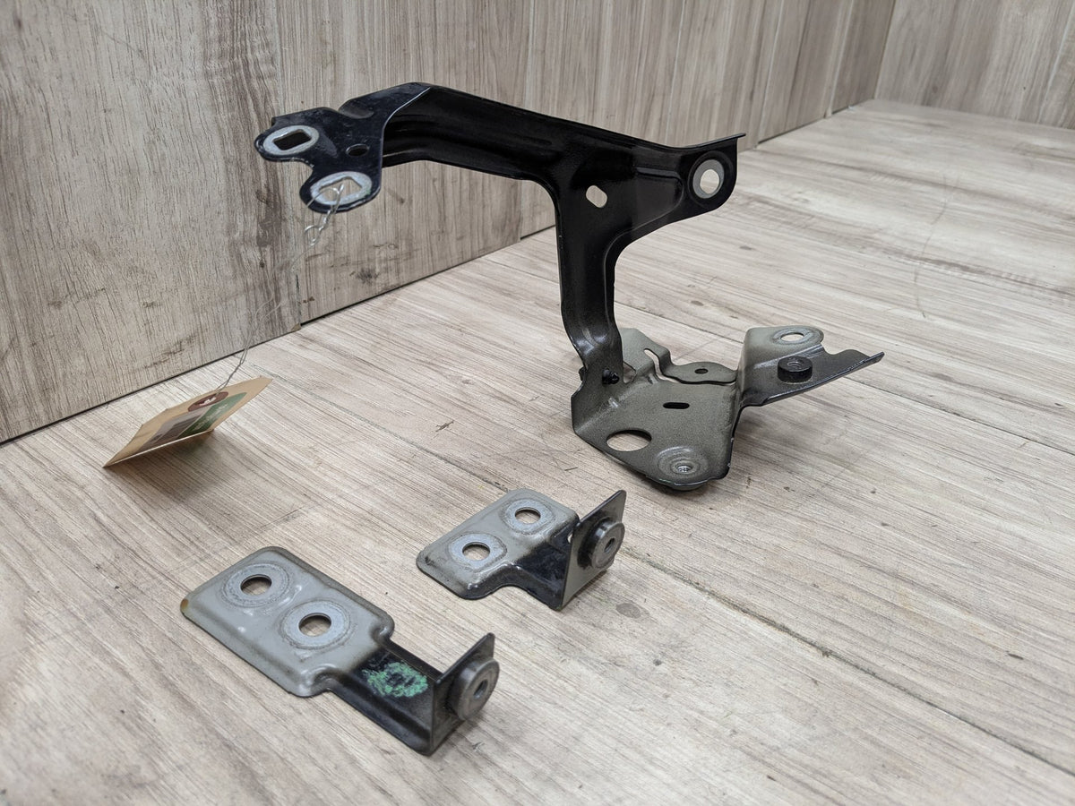 OEM BMW F90 G30 530 540 M550 M5 Front Left Driver Fender Wing Holder Bracket SET