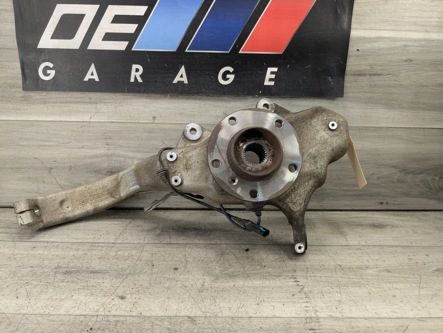 OEM BMW E70 F15 F16 X5 X6 Front Left Driver Spindle Hub Carrier Knuckle Bearing