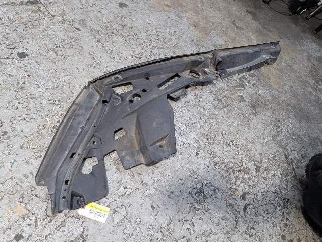 OEM BMW F95 F96 G05 G06 X5 X6 Right Passenger Engine Bay Cover Panel Seal Trim