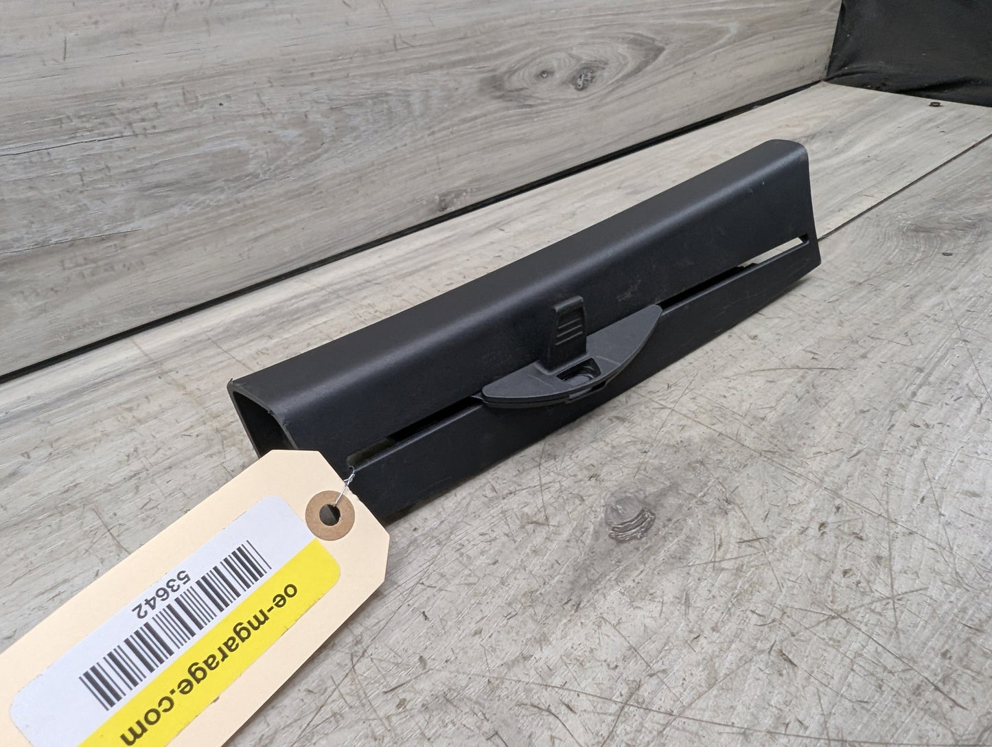 2017-2023 BMW M550i G30 Rear Left Driver Door Window Glass Roller Sunshade Blind 7385393 17-23 OEM BMW F90 G30 M5 Rear Left Side Quarter Window Blind Sun Shade Roller