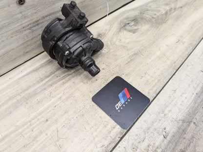 OEM BMW F97 F98 G01 G02 G05 G06 G07 I8 X3 X4 X5 X6 X3M Auxililiary Water Pump