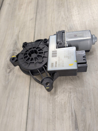 2020 BMW 330i G20 Rear Left Driver Door Window Glass Regulator Motor 8495871 OEM BMW G20 G80 330 M340 M3 REAR Left Driver Side Door Window Regulator Motor