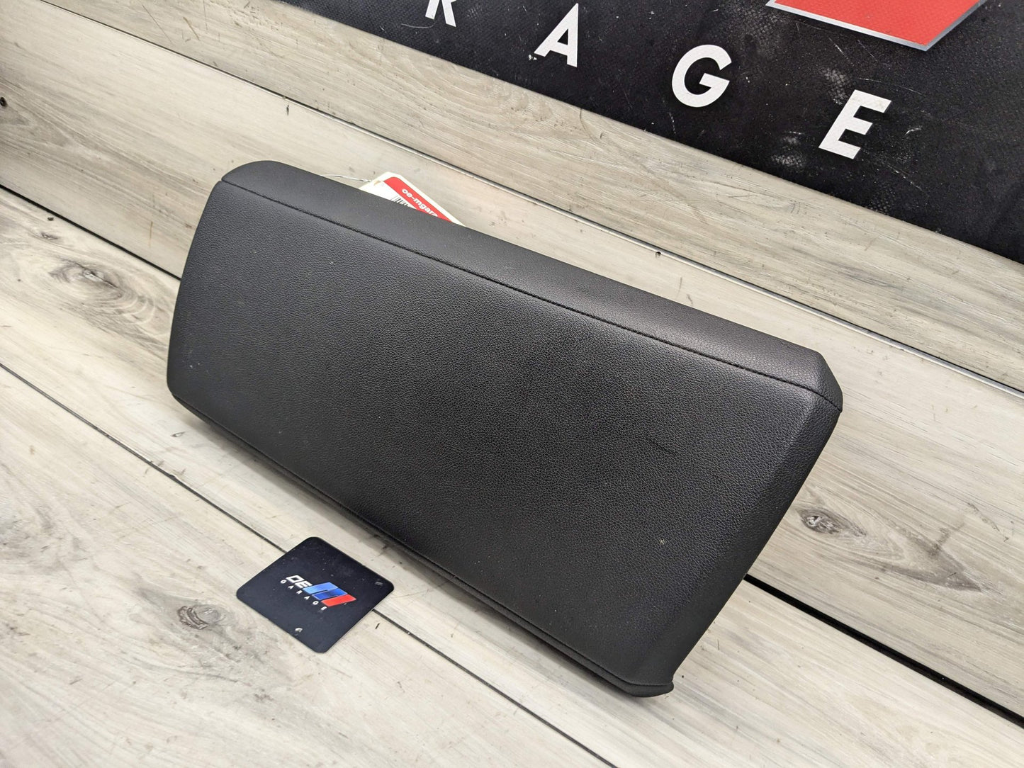 2022 BMW 330i G20 Center Console Armrest Arm Rest 0