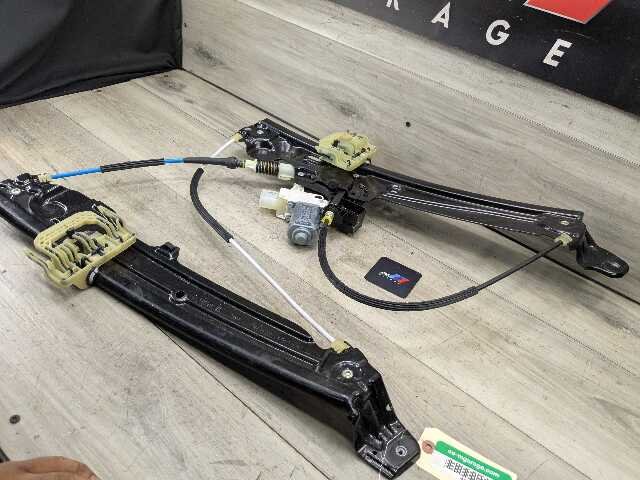 OEM BMW F10 528 535 550 M5 FRONT Left Driver Door Window Regulator Motor