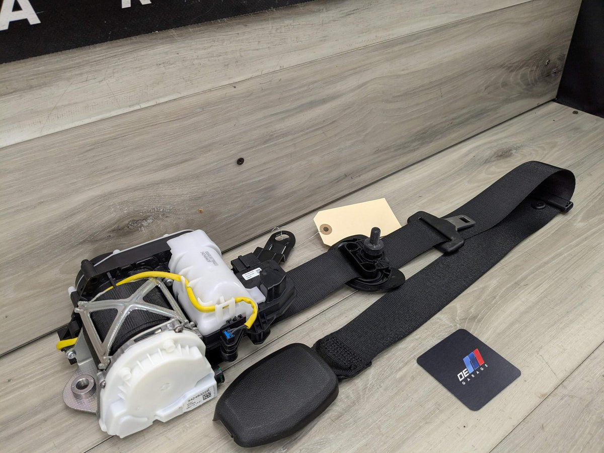 OEM BMW G01 G02 F97 F98 X3 X4 Front Passenger Seat Belt Seatbelt Retractor