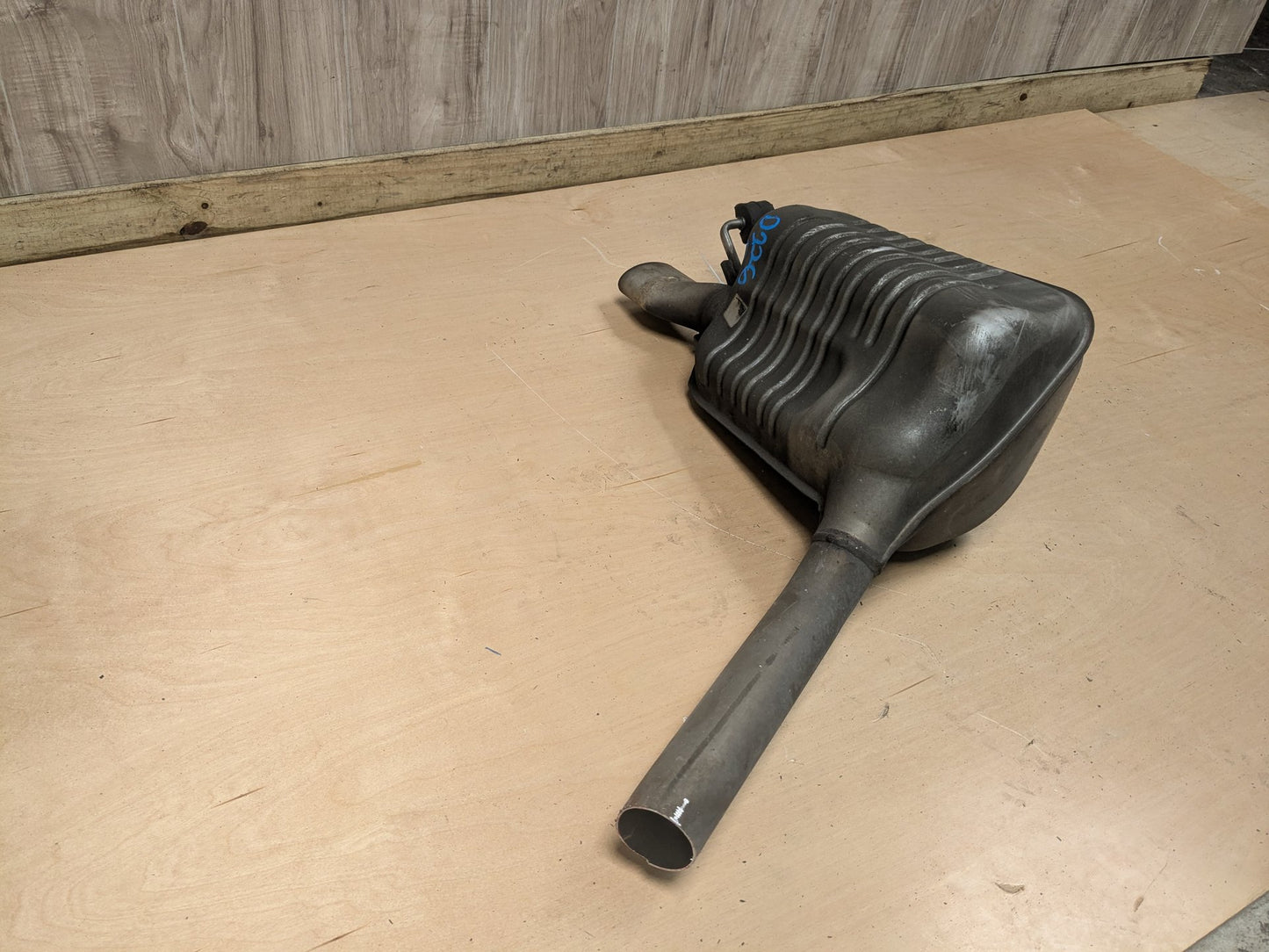 OEM Mercedes W212 E350 E550 Rear Left Driver Exhaust Flap Muffler Silencer