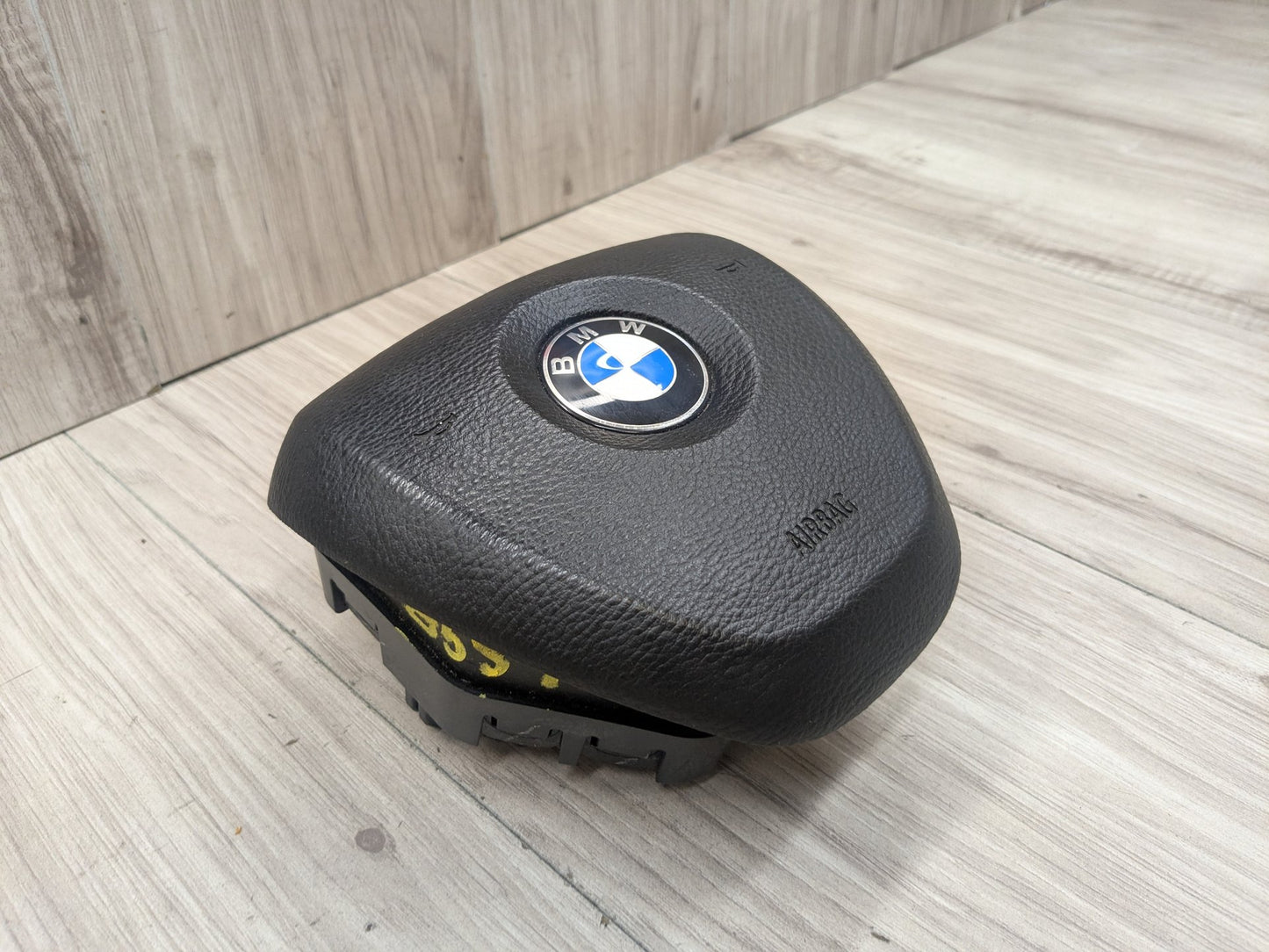 14-19 OEM BMW F15 F16 X5 X6 Front Driver Steering Wheel Airbag Air Bag Black