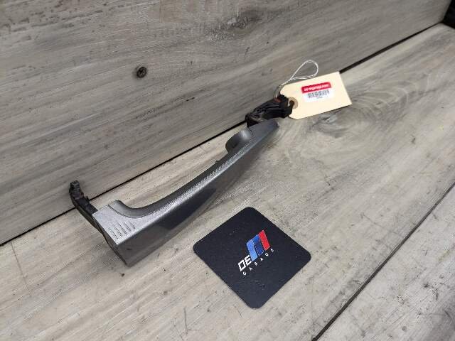 07-13 OEM BMW E93 Right Passenger Side Door Handle COMFORT ACCESS Gray A52