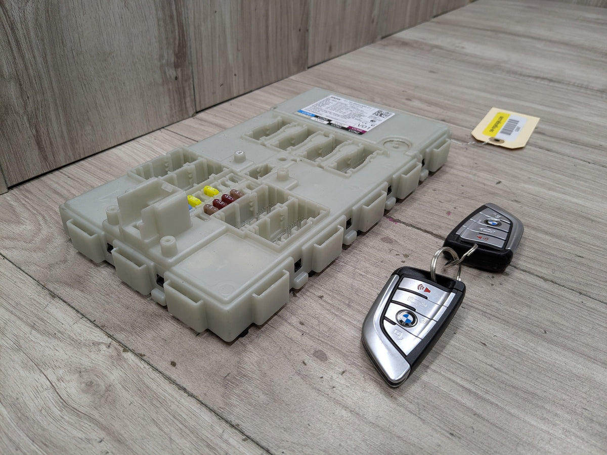 OEM BMW F97 G01 G02 G12 G30 BDC Body Domain Control Control Module Unit + Key