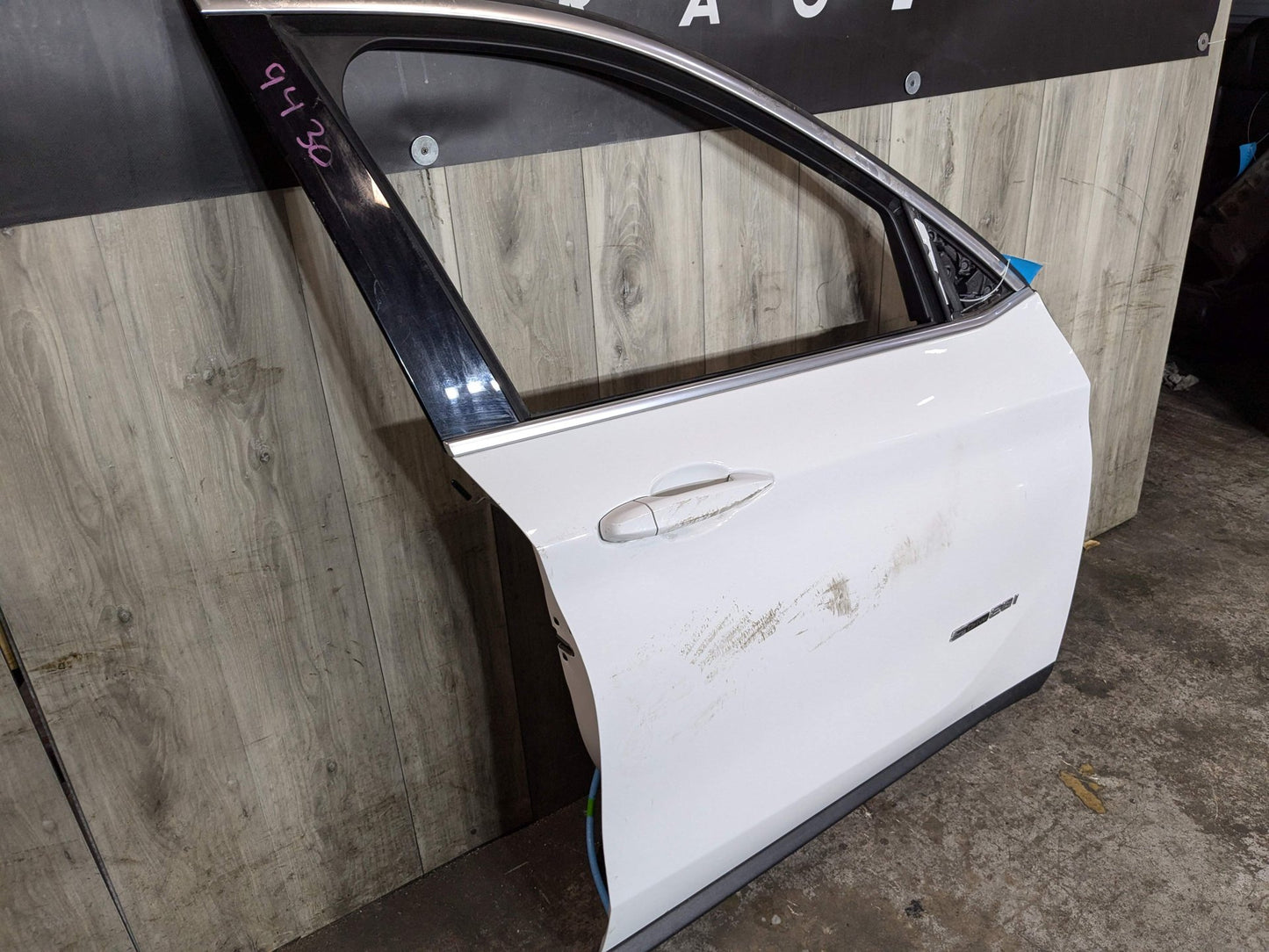 *16-22 OEM BMW F48 X1 Front Right Passenger Side Door Shell Panel White 300 White Alpinweiß Iii (300)