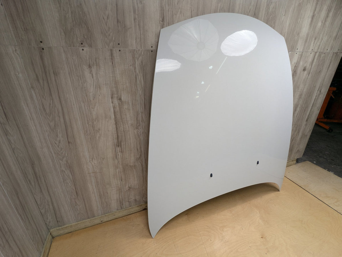 03-08 OEM BMW E85 E86 Z4 Front Hood Bonnet Panel Shell Assembly White 300 ALPINWEISS III (300)