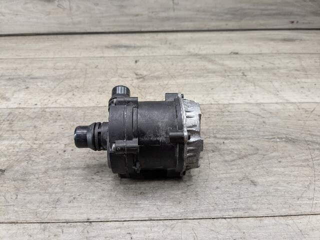 16-24 OEM BMW F90 G11 G12 G30 M5 Engine Electric Auxiliary Water Coolant Pump