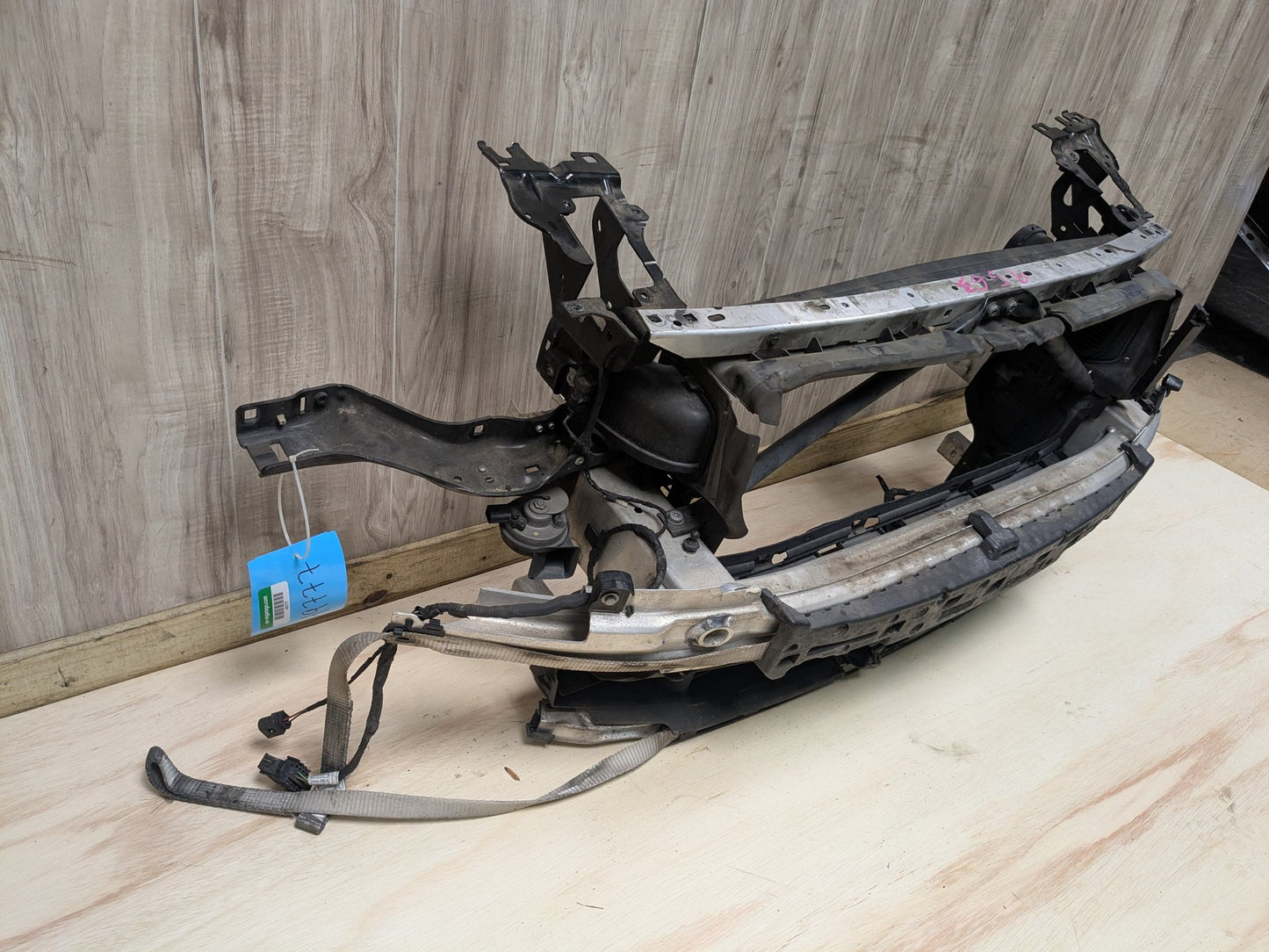 16-19 OEM BMW G11 G12 740 750 M SPORT Front Reinforcement Clip Radiator Support