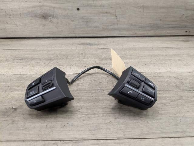 OEM BMW F01 F02 F10 528 535 740 750 Steering Wheel Multifunction Button Switch