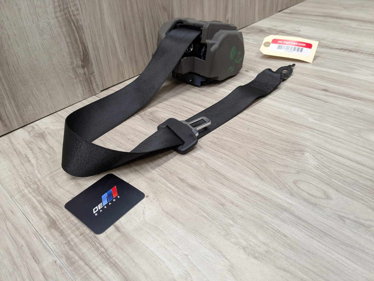 OEM BMW G42 G87 230 M240 M2 Rear Left Right Seat Belt Seatbelt Retractor Black