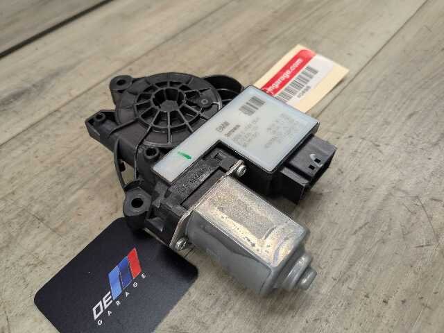 2022 BMW 330i G20 Rear Right Passenger Door Window Glass Regulator Motor 8498864 OEM BMW G20 G80 330 M340 REAR Right Passenger Side Door Window Regulator Motor