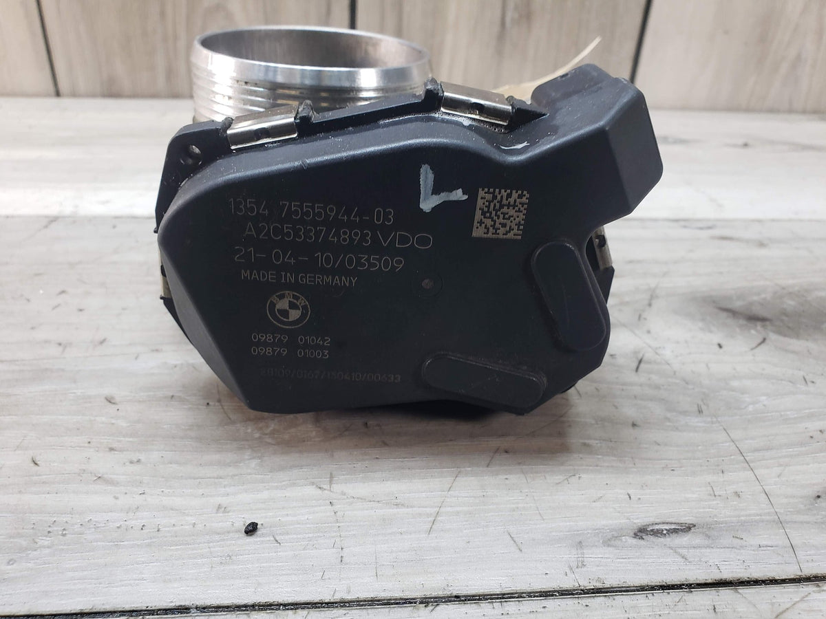 10-19 BMW F10 F12 F13 F01 F02 F15 S63 Intake Manifold Throttle Housing Assembly