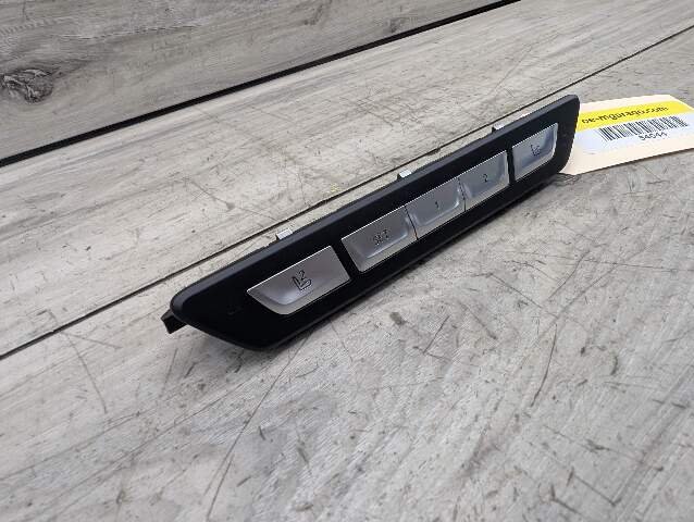2016 - 2022 BMW 750i G12 Front Left Driver Seat Control Switch 9382799 N63B44O2