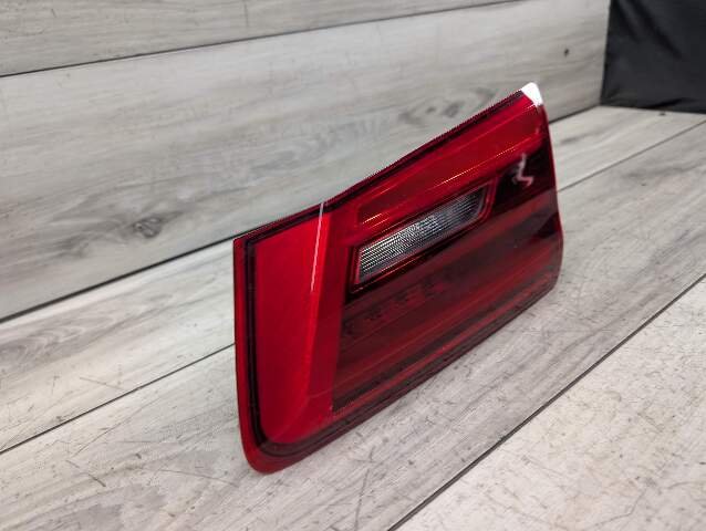 2017 - 2023 BMW M550i G30 Rear Right Passenger Inner Tail Light 7376476 N63B44O2