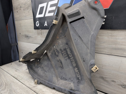 2017-2023 BMW M550i G30 Front Left Driver Wheel Fender Liner Splash Guard 8060031 OEM BMW G30 530 540 M550 M SPORT Left Under Body Spalsh Guard Shield OEM