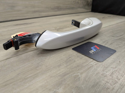 18-24 OEM BMW G01 G02 X3 X4 REAR Left Driver Door Handle COMFORT White
