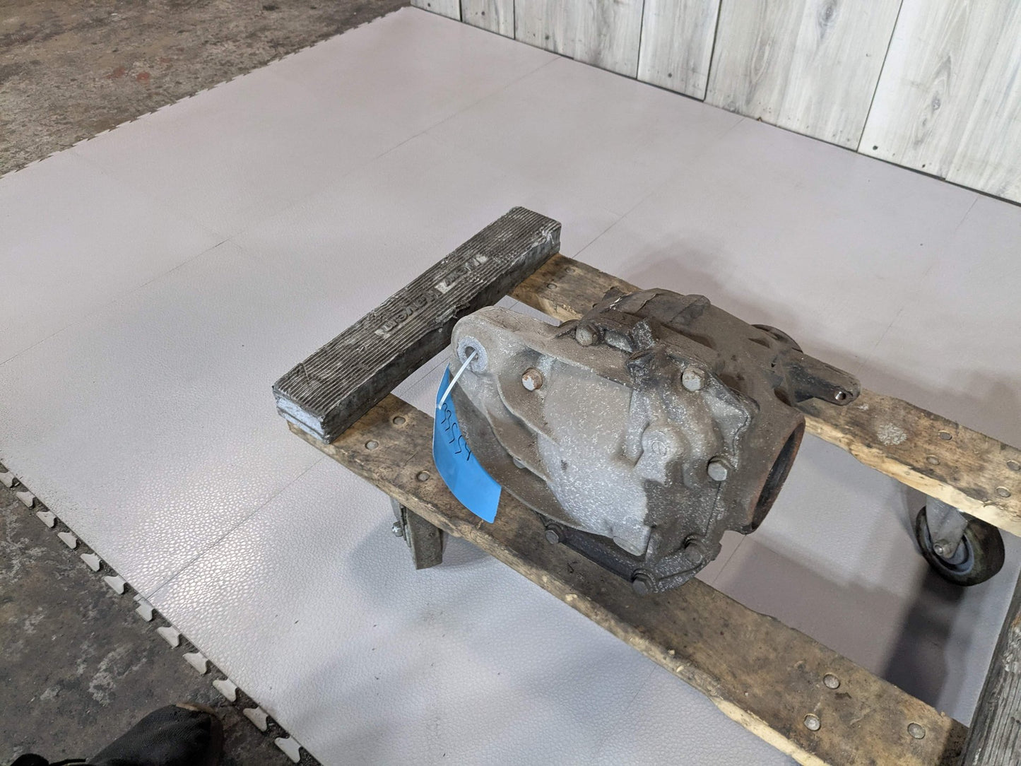 2010 BMW X5 Rear Axle Carrier Differential 266737k 7552523