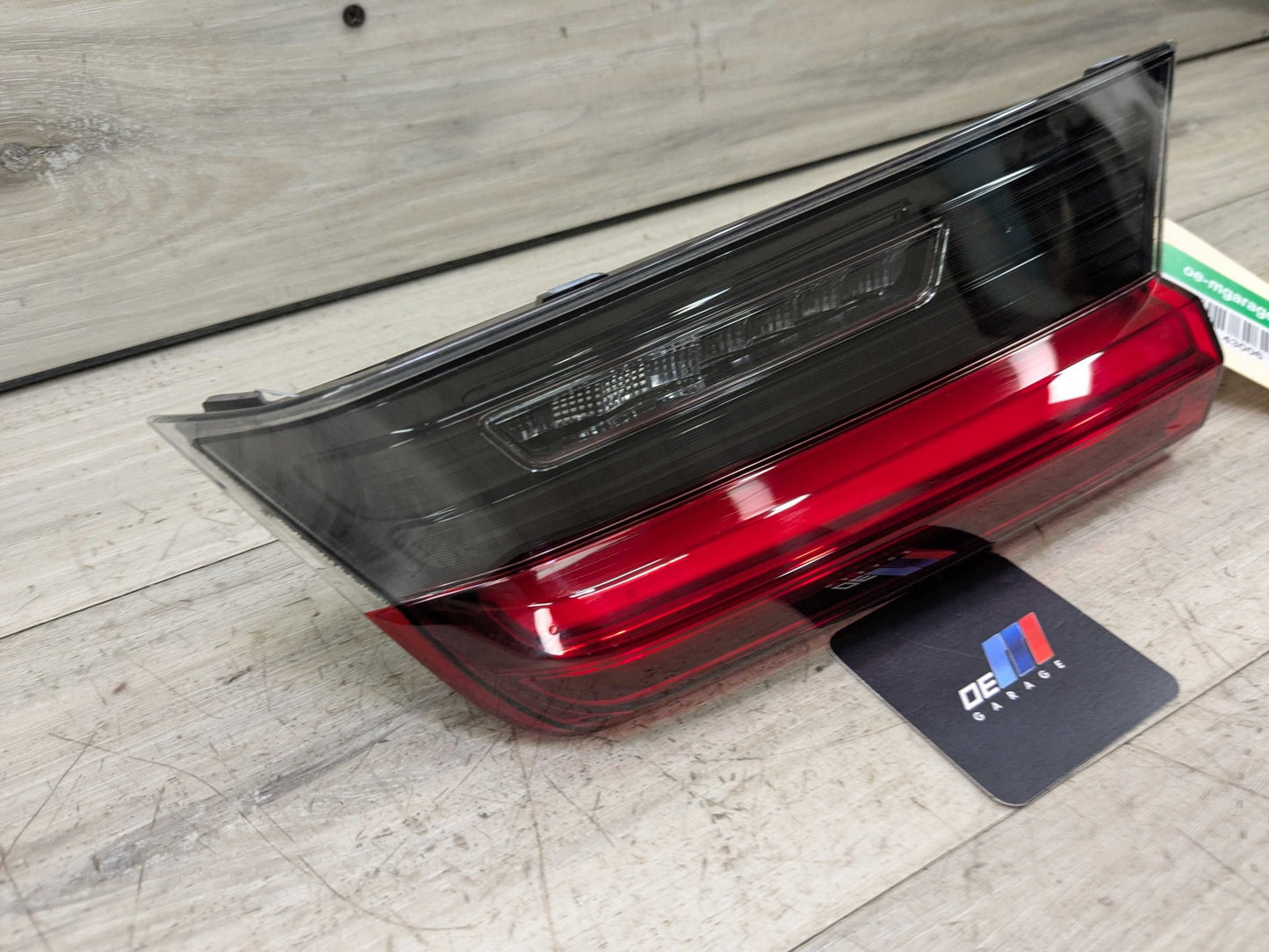 2019 BMW 330i G20 Rear Right Passenger Inner Tail Light 7420456 19-21 OEM BMW G20 G80 330 M340 M3 Rear Right Passenger LED Inner Stop Tail Light