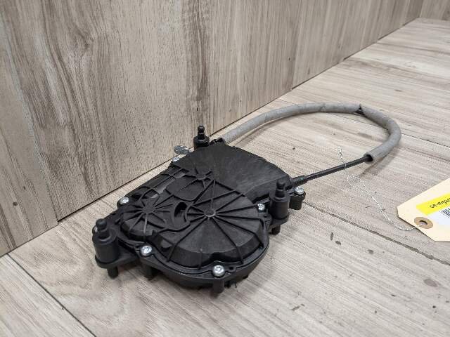 2020 - 2024 BMW X3 F97 Liftagte Trunk Lid Liftgate Lock Latch Actuator 7383561 S58