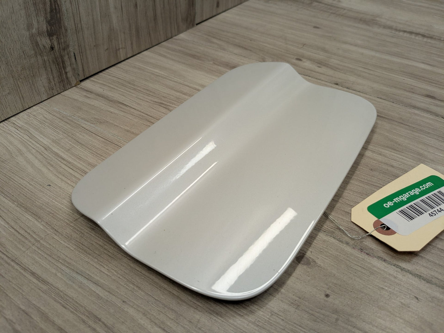OEM BMW F22 228 230 M235 M240 Rear Fuel Gas Tank Flap Lid Cover Cap
