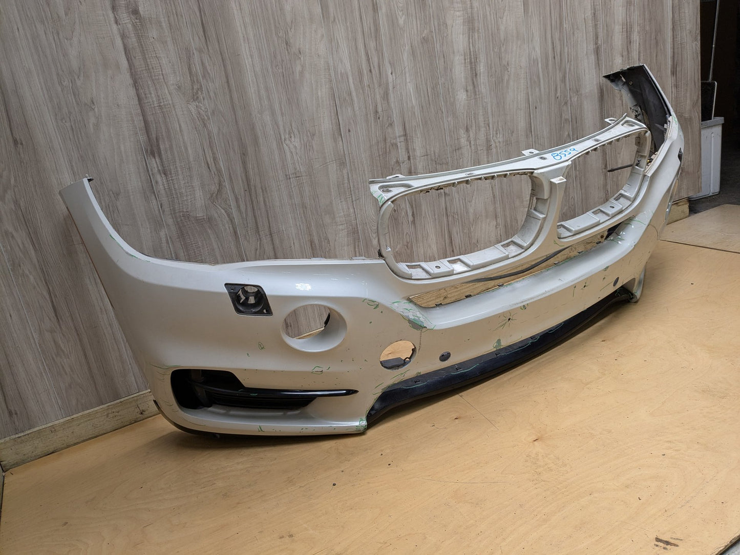 *14-18 OEM BMW F15 X5 Front Bumper Cover Panel White A96 MINERALWEISS METALLIC (A96)