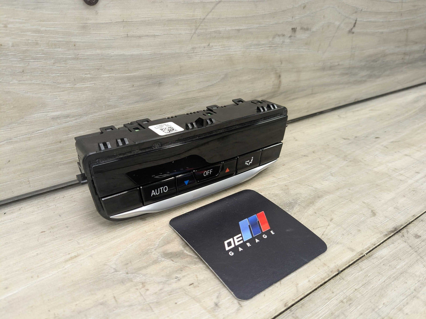 OEM BMW G20 G22 G23 G26 G42 G80 G82 AC Rear Heater Climate Control Switch Panel