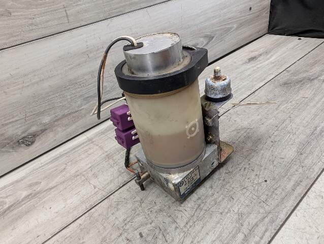 1996 - 2003 BMW Z3 E36 Convertible Pump Motor 8407224 M54B25O0