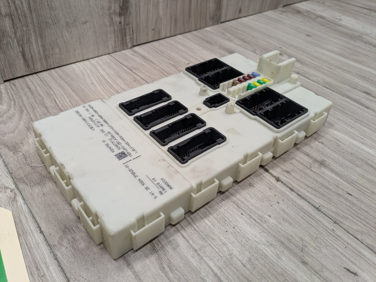 2014 BMW 428i F32 Bdc Body Domain Fem Control Module 9324782 OEM