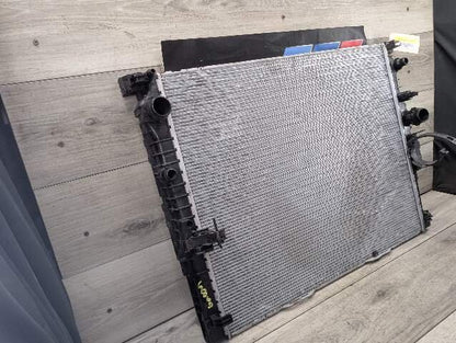 *16-19 OEM BMW G11 G12 G30 750 M550iX Coolant Radiator N63R