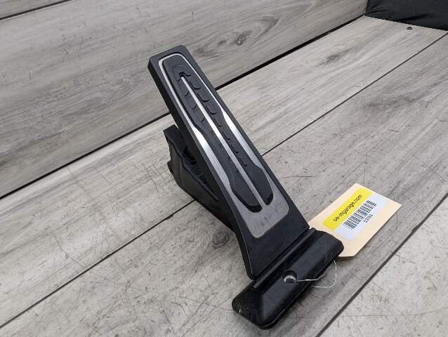 OEM BMW F44 F90 G01 G05 G12 G20 G30 X3 X5 M5 M8 Accelerator Throttle Gas Pedal